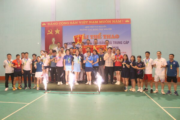 Trường Cao đẳng Công nghiệp, Thương mại và Du lịch đạt Giải Ba toàn đoàn tại Giải thể thao Khối các trường Cao đẳng, Trung cấp tỉnh Thái Nguyên năm 2026 IMG 5192